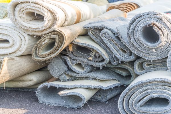 Carpet Removal Service in Kent